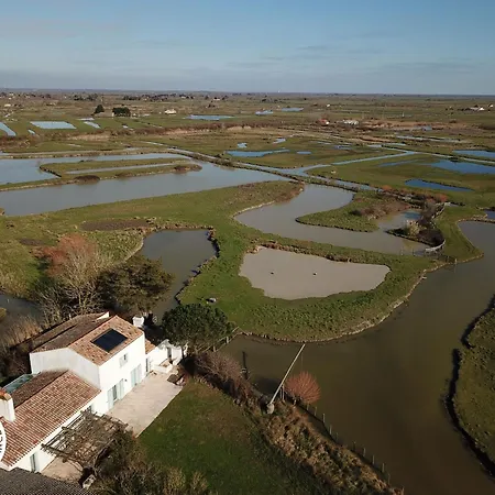 4 Avec Bien-etre Et Terrasses Au Coeur Du Marais Breton - Fr-1-426-559